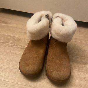 Ugg boots size 9T